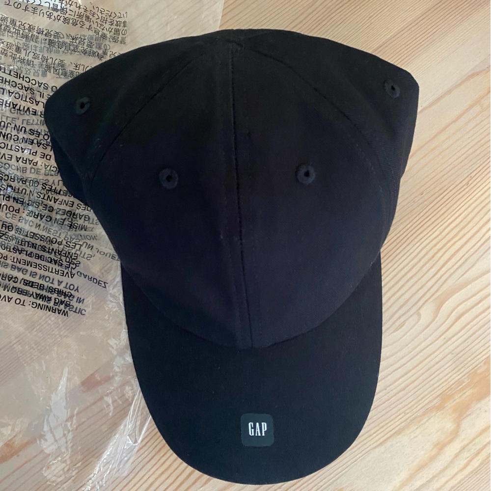 Yezzy Gap Logo Cap